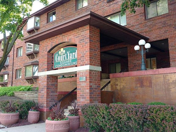 5th image of 1108 N Milwaukee St Unit 257
