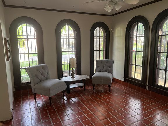 5th image of 247 Hawthorne St #247