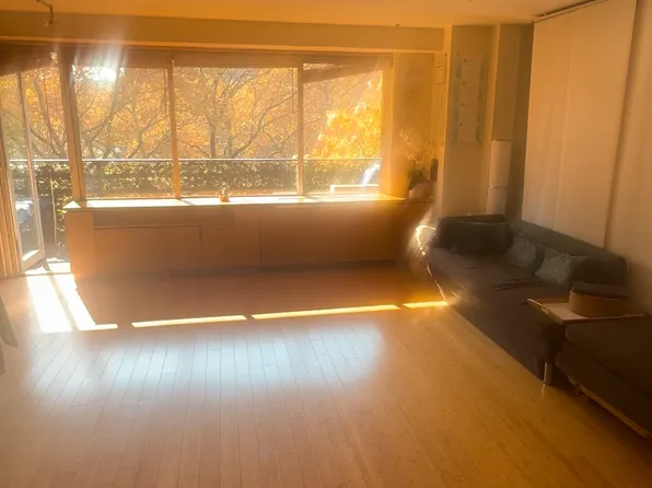 400 Central Park West image 1 of 29