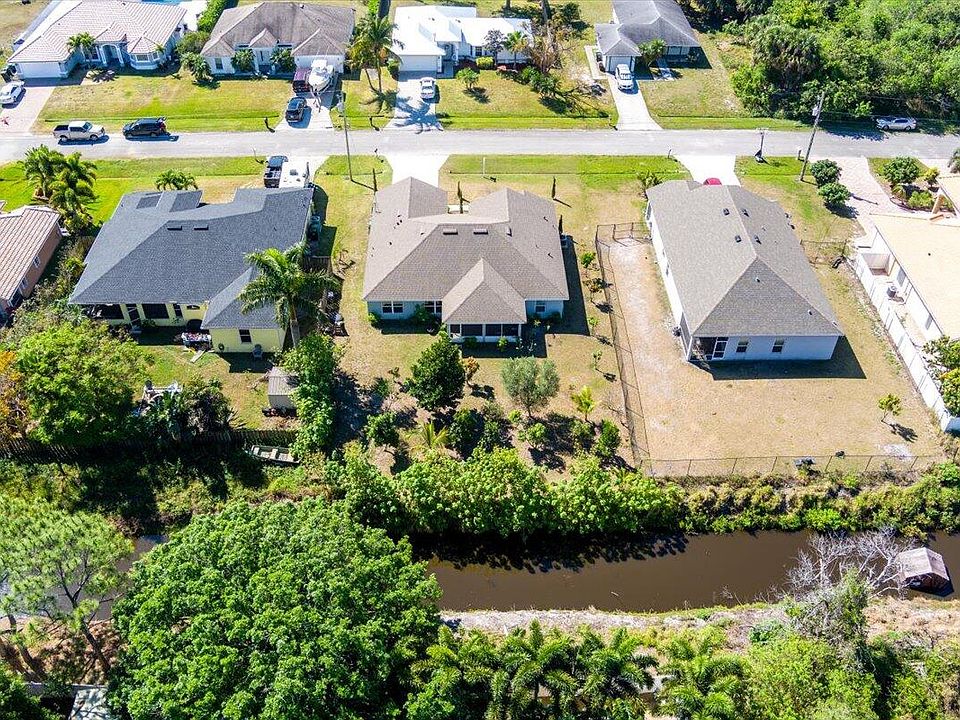 1st image of 885 SW Jaslo Avenue