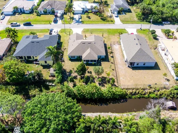 885 SW Jaslo Avenue, Port St Lucie, FL 34953