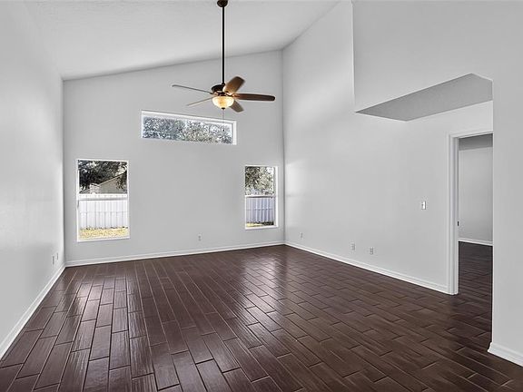 4th image of 2079 NEWTOWN ROAD