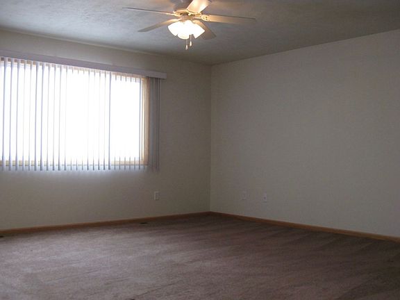 3rd image of 7000 N 16th St #A-b