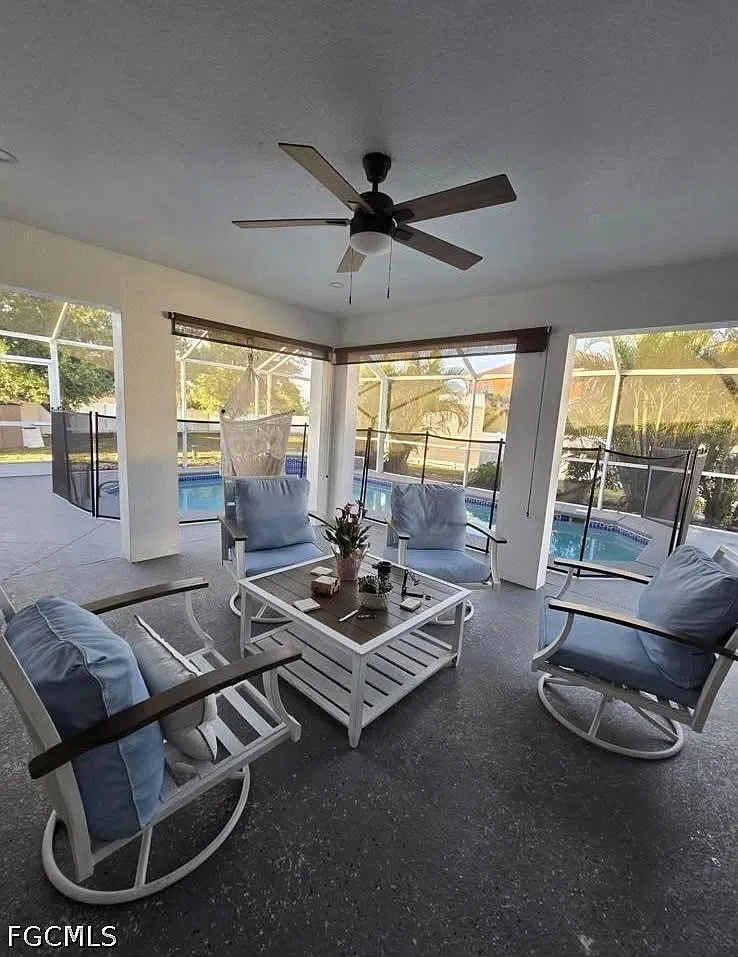 4 bed, 3.0 bath, 1955 sqft, $2,800 — Photo 4
