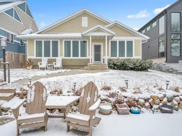 15518 Landings Ave, Spirit Lake, IA 51360