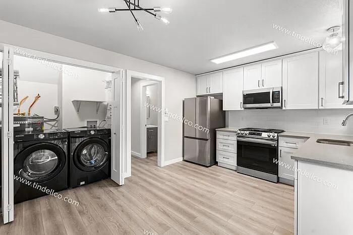 8019 SW 35th Ave #3 — Photo 8