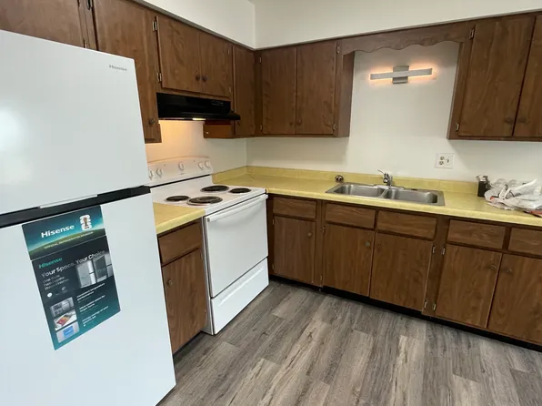 375 Lynn Dr #1, Manteno, IL 60950