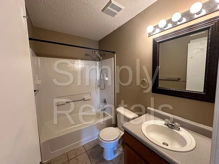 479 Mills Way — Photo 12