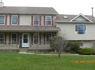 6711 Trumbull Rd, Geneva, OH 44041