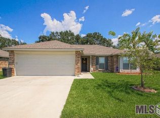 1215 Point Andrew Dr, Gonzales, LA 70737