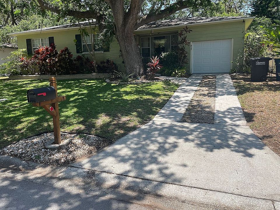 1st image of 813 S Evergreen Ave
