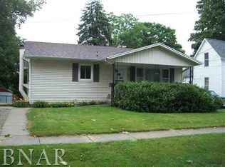 824 Bunn St, Bloomington, IL
