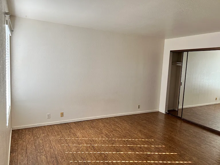 3095 Marina Dr #14 — Photo 12