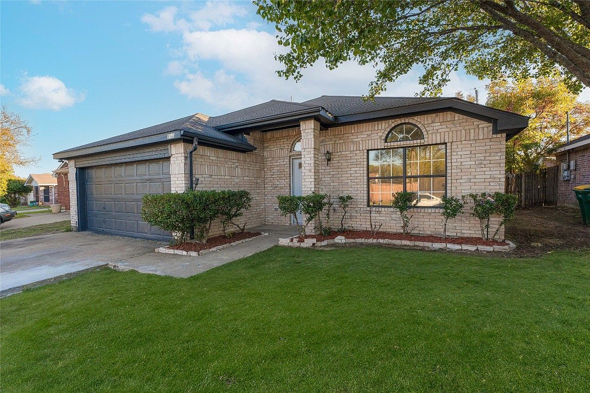 815 Ragland Dr, Cedar Hill, TX 75104 MLS 20470547 Zillow