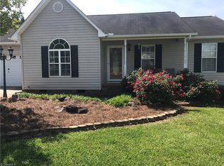 139 Cloister Dr, Mocksville, NC 27028