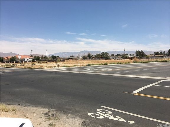 2nd image of 0 Thunderbird Rd