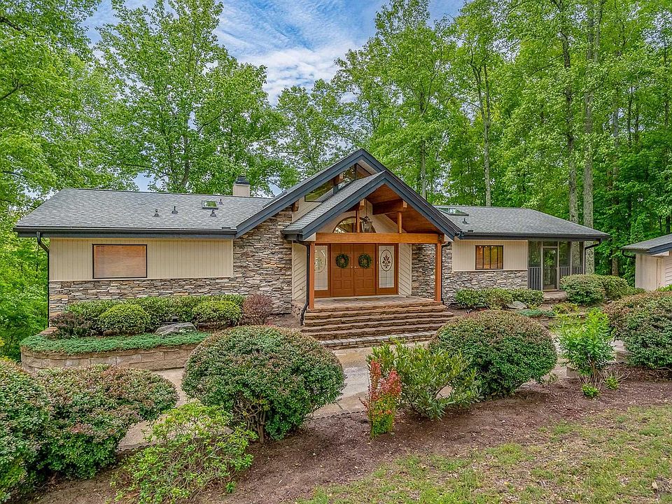11 The Cliffs Pkwy, Landrum, SC 29356 MLS 1498696 Zillow