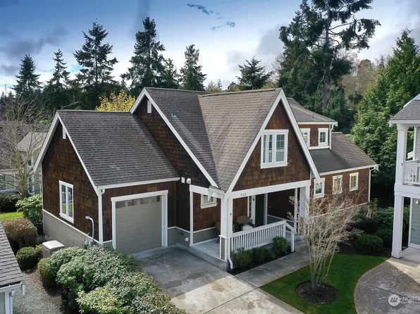 1402 Ocean Air Ct, Freeland, WA 98249