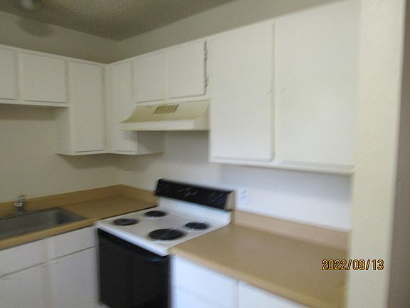 2nd image of 1638 W Woodlawn Ave APT 6