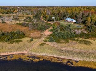 294 Bruce Point Rd, Saint George'S Parish, PE C0A1G0