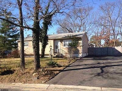2nd image of 600 Brian Ave