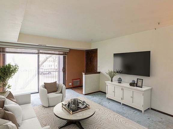 3rd image of 127 W Brandon Ct #D-22