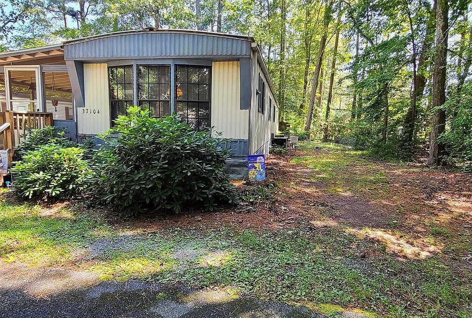 1st image of 37104 Alabama Dr
