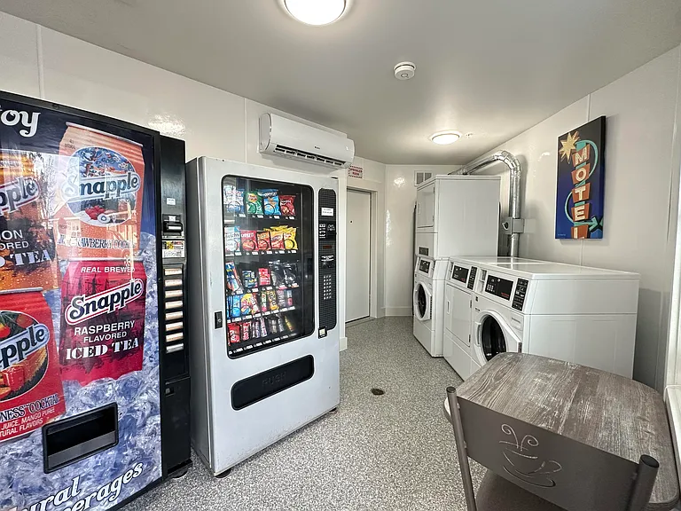 Laundry Room 
Coin Operated Washer/Dryer
Vending Machines