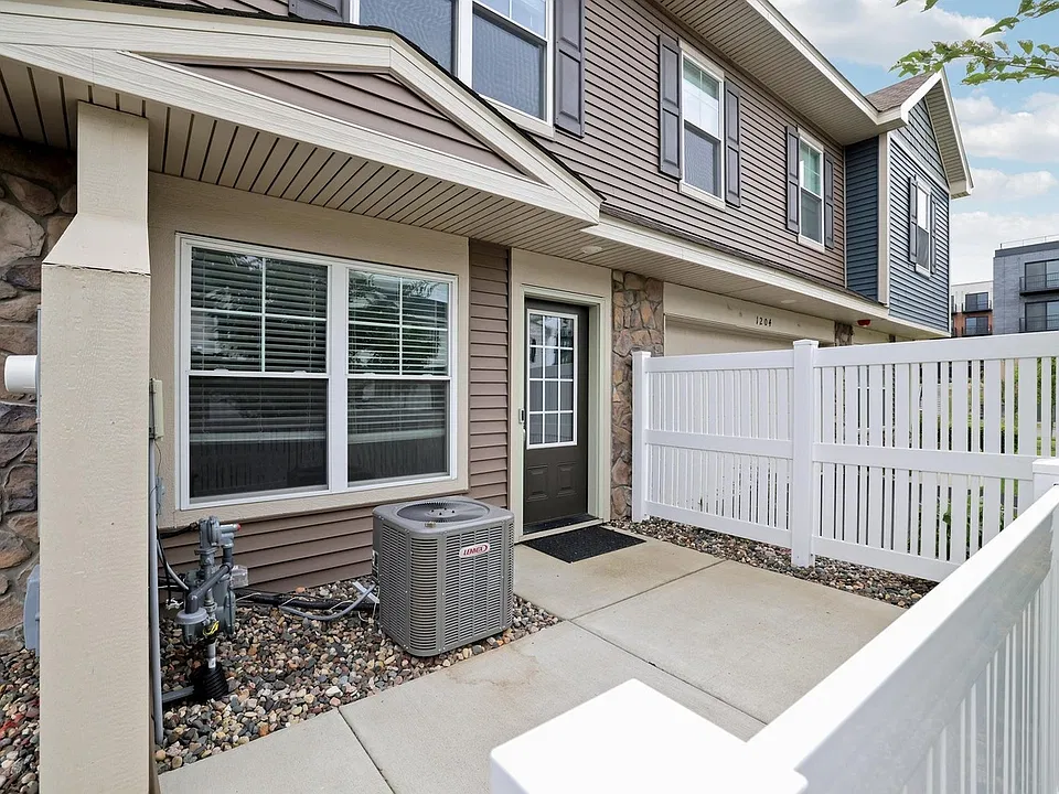 1212 Lower 143rd St E