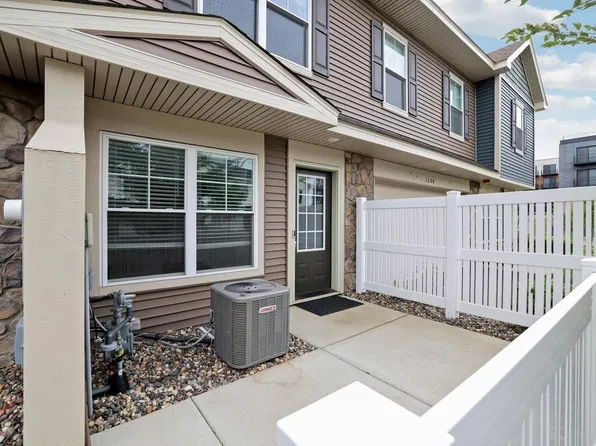 1212 Lower 143rd St E, Rosemount, MN 55068