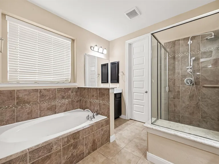 3002 Overbrook Meadow Ln — Photo 27