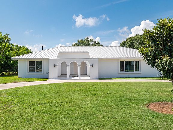4th image of 312 De Soto Avenue