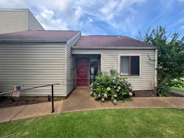 3074 Barley Mills Cir, Lakeland, TN 38002