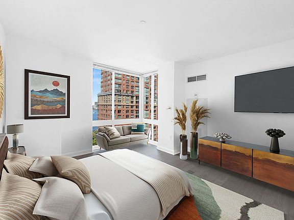5th image of 211 N End Ave APT 6D