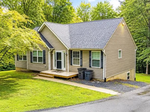 1832 Lottie Fowler Rd, Prince Frederick, MD 20678