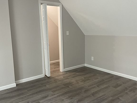 3rd image of 5015 Jacksboro Pike #Pike20