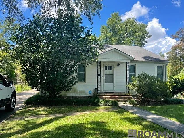 555 Ursuline Dr — Photo 10