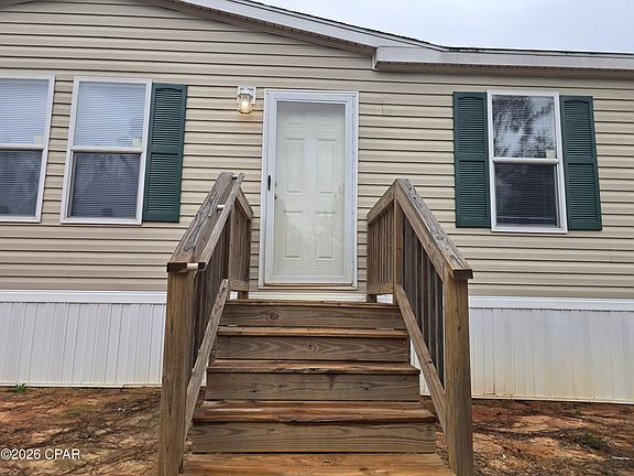 4th image of 10441 NW Azalea St