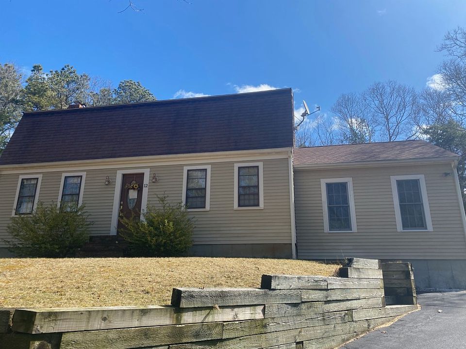 1st image of 12 Sugarbush Ln