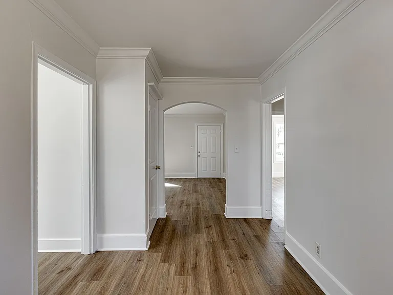 5211 Sunbeam Ave — Photo 11