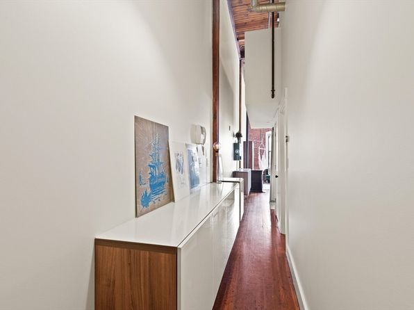 49 Munroe St APT 402, Lynn, MA 01901