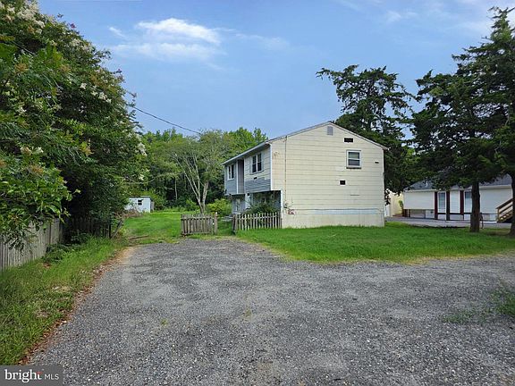 4th image of 50 Bay Shore Rd