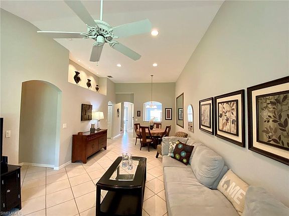 4th image of 7805 Woodbrook Cir APT 3002