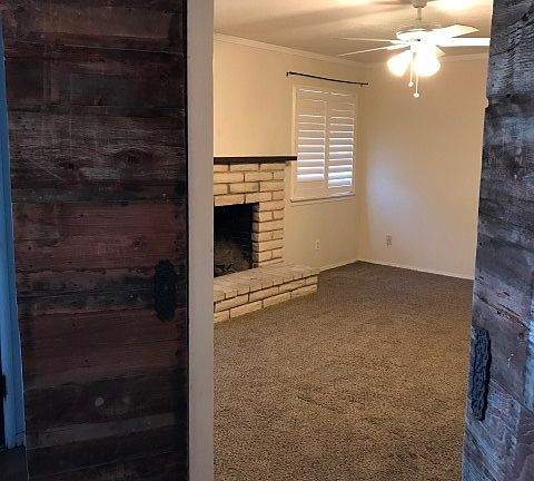 5th image of 2745 W Packwood Dr