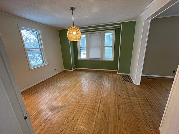 facing the dining room from the kitchen