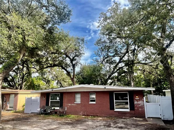 8729 N 48th St #A & B, Tampa, FL 33617