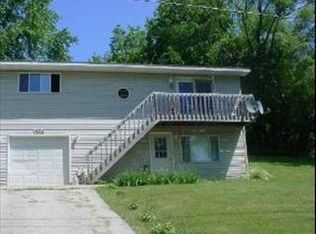 8004 Oakworth Dr, Wonder Lake, IL 60097