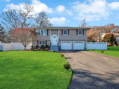 1112 Patricia Avenue, West Islip, NY, 11795