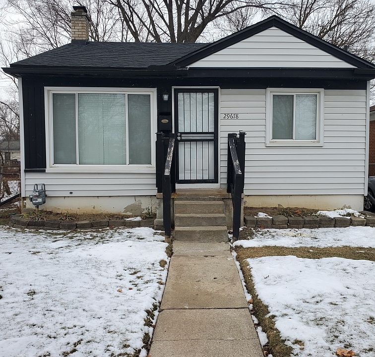 1st image of 29678 Glenwood St
