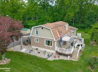 525 Rocky Valley Rd, Quakertown, PA 18951